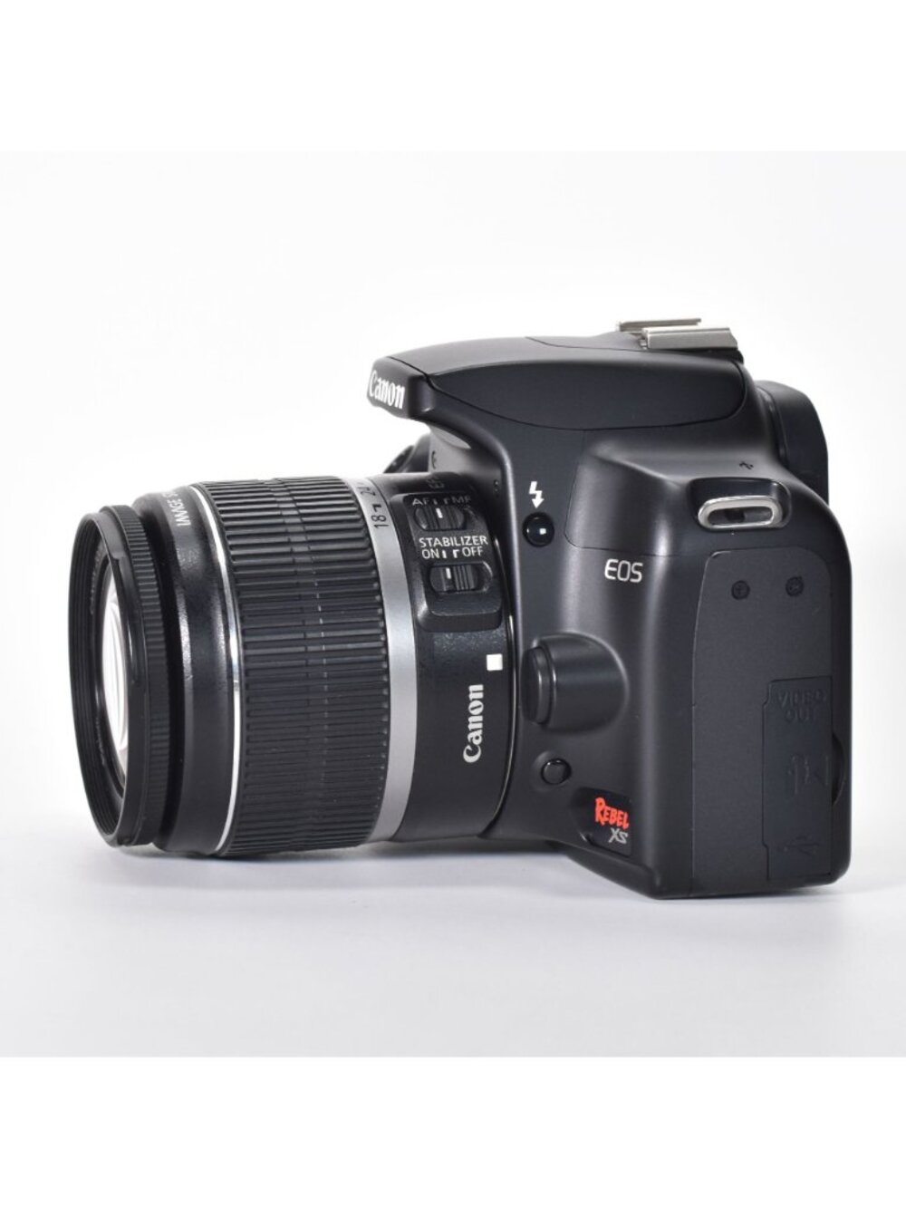 Canon EOS XS SLR Digital Camera 10MP Canon 18-55mm Lens 7658 Clicks 16GB SD Card - Picture 3 of 16